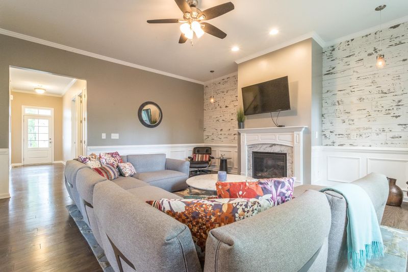 1019 Lubbock Ln, Durham, NC 27703