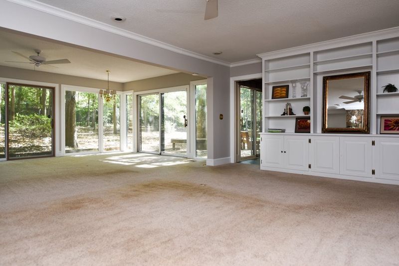1019 Pinehurst Dr, Chapel Hill, NC 27517