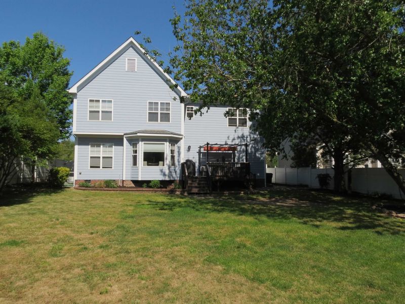 1019 Village River Dr, Knightdale, NC 27545