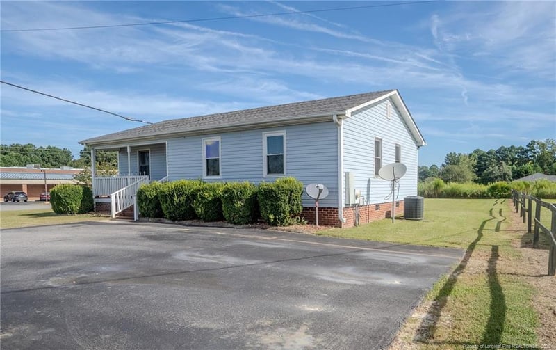 101A Barnes Dr, Erwin, NC 28339