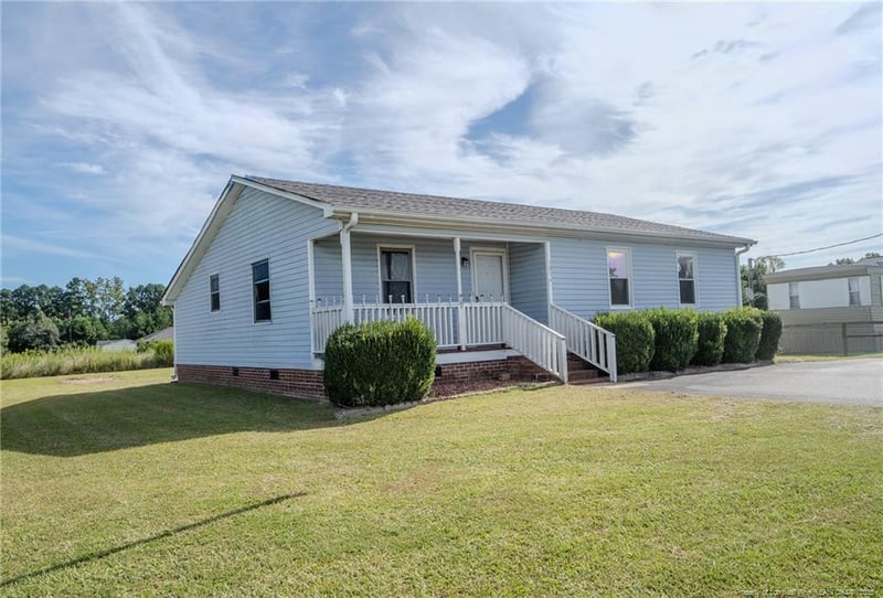 101A Barnes Dr, Erwin, NC 28339