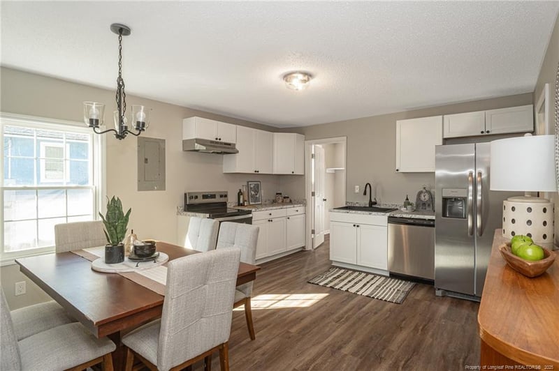 102 17th St, Erwin, NC 28339