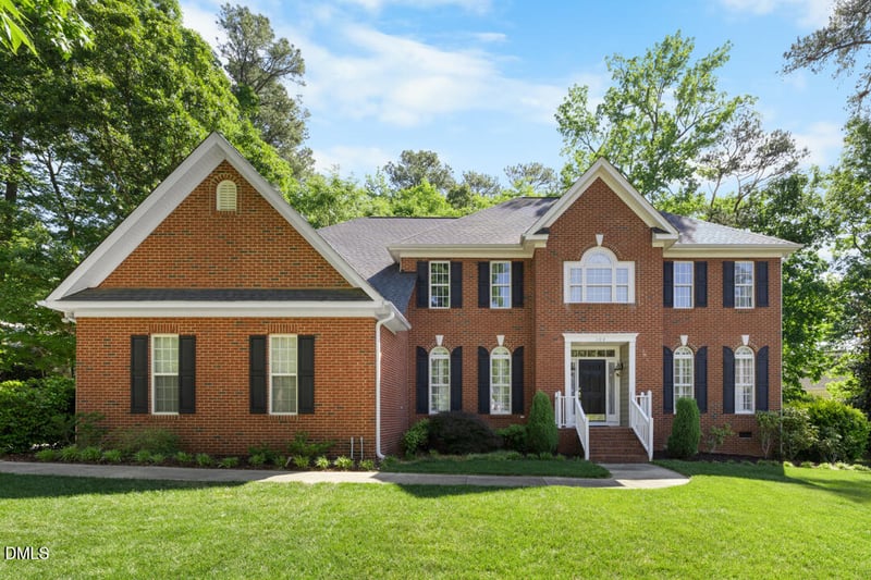 102 Arthur Ln, Durham, NC 27705