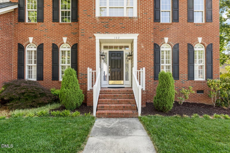 102 Arthur Ln, Durham, NC 27705