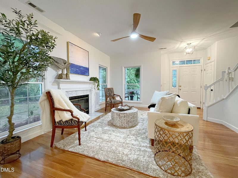 102 Ashtree Ct, Cary, NC 27519