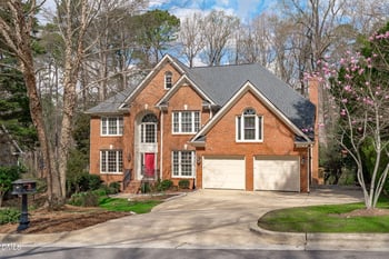 102 Bathgate Ln, Cary, NC 27513