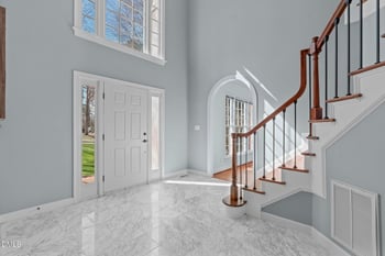 102 Bathgate Ln, Cary, NC 27513