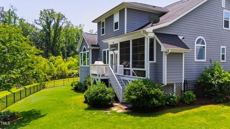 102 Bella Rose Dr, Chapel Hill, NC 27517