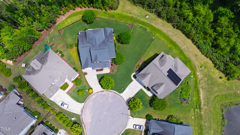 102 Bella Rose Dr, Chapel Hill, NC 27517
