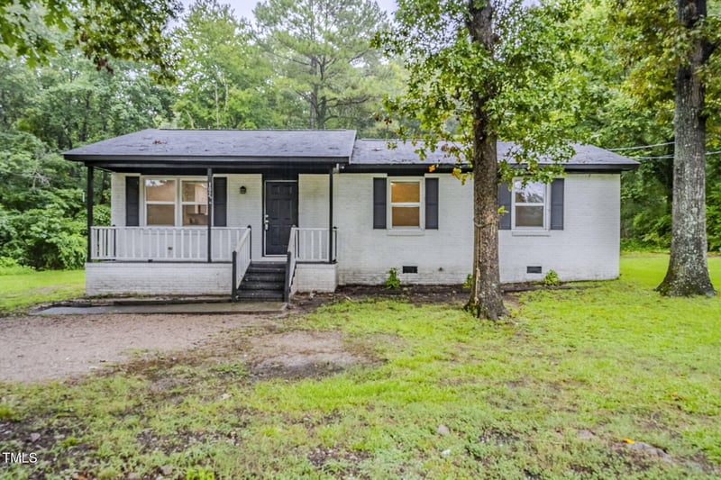 102 Bend Dr, Knightdale, NC 27545