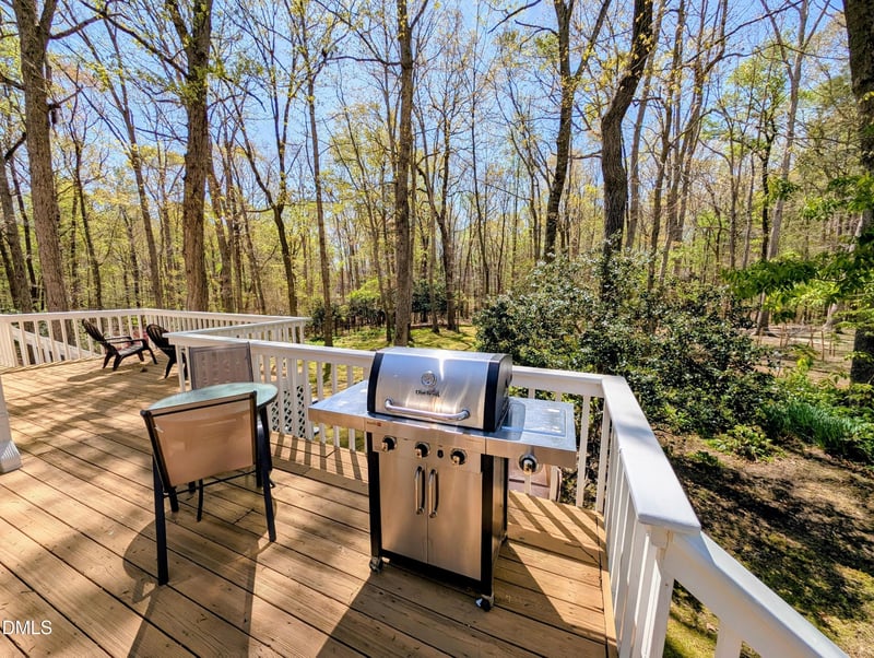 102 Blackford Ct, Durham, NC 27712