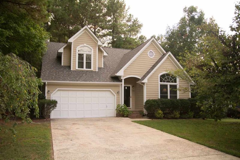 102 Blue Ridge Ct, Durham, NC 27703