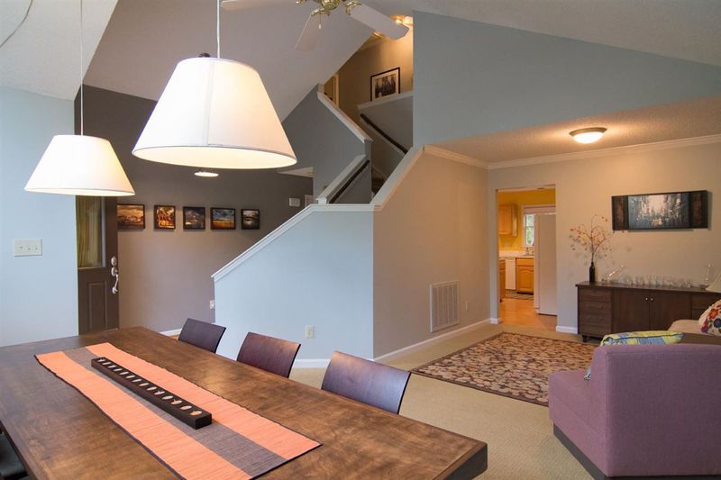 102 Blue Ridge Ct, Durham, NC 27703