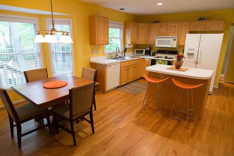 102 Blue Ridge Ct, Durham, NC 27703