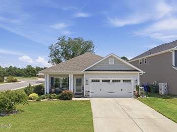 102 Boomer St, Benson, NC 27504