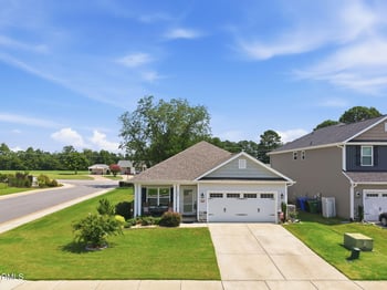 102 Boomer St, Benson, NC 27504