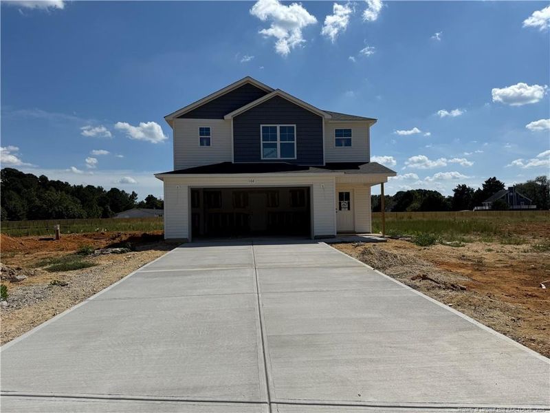 102 Boston River Dr, Dunn, NC 28334