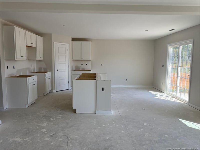 102 Boston River Dr, Dunn, NC 28334