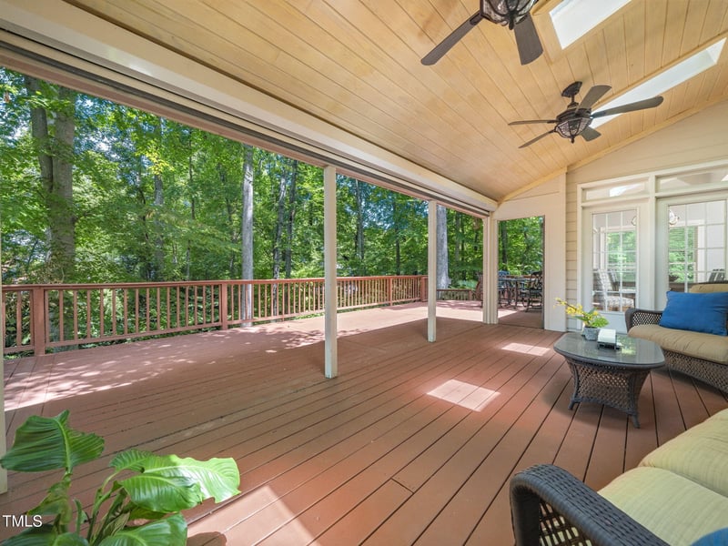102 Braelands Dr, Cary, NC 27518