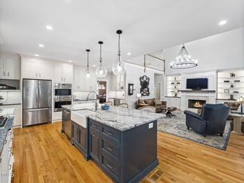 102 Braelands Dr, Cary, NC 27518