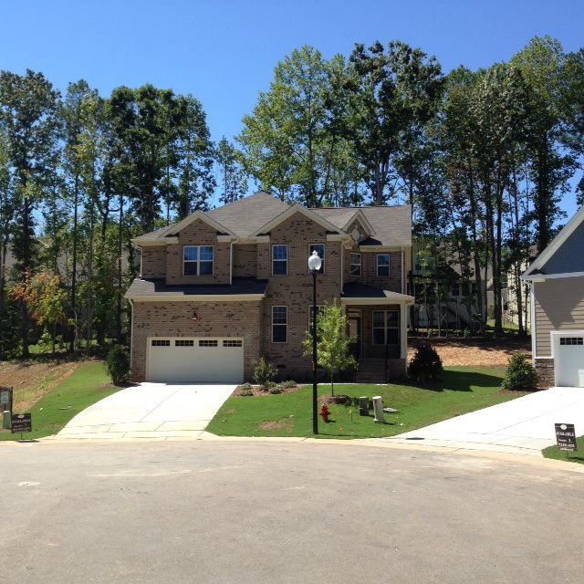 102 Breton Dr, Clayton, NC 27527