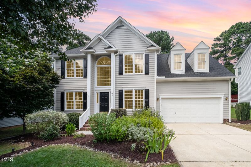 102 Brook Fryar St, Cary, NC 27519