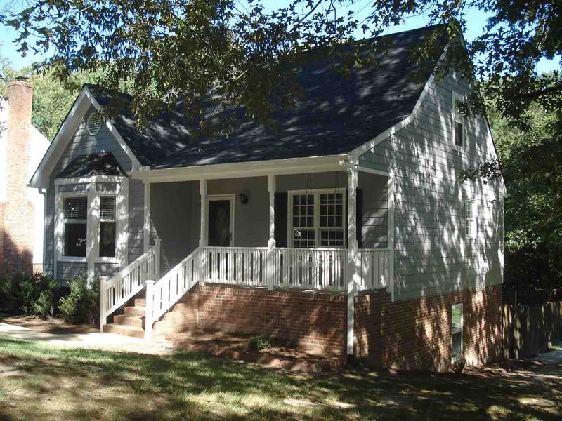 102 Brookfield Dr, Knightdale, NC 27545