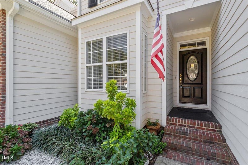 102 Brush Stream Dr, Cary, NC 27511