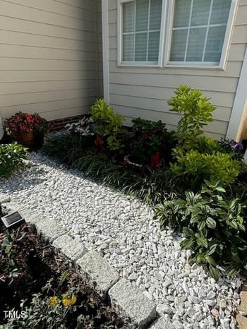 102 Brush Stream Dr, Cary, NC 27511
