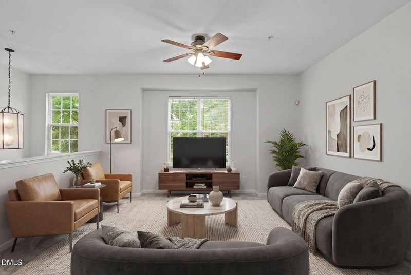 102 Cabernet Dr, Chapel Hill, NC 27516