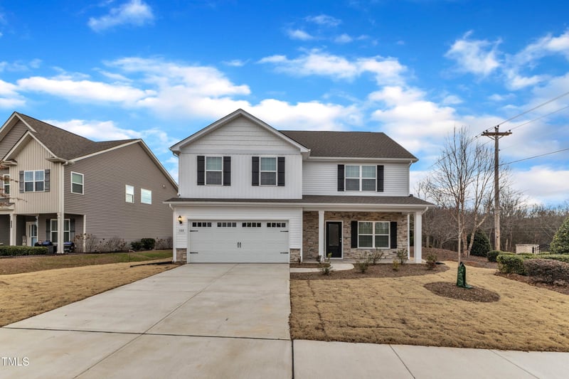 102 Campaign Dr, Mebane, NC 27302