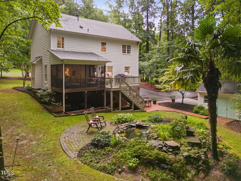 102 Captains Ct, Durham, NC 27712