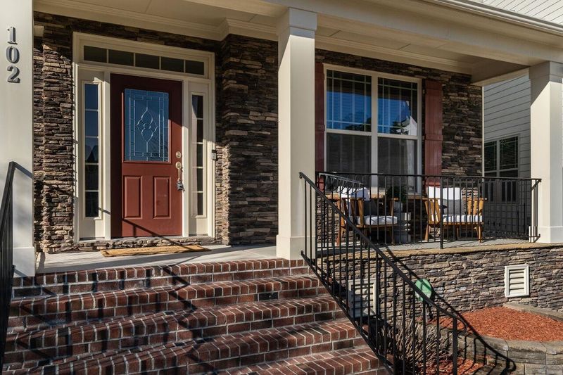 102 Carolina Sky Pl, Cary, NC 27519