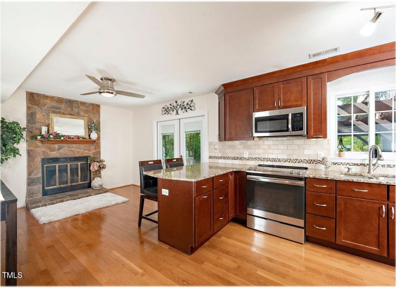 102 Charing Cross, Cary, NC 27513