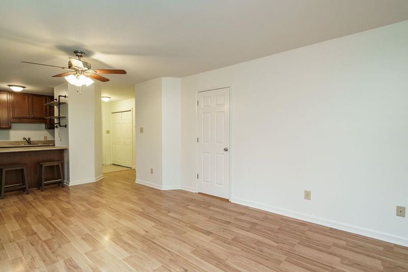 102 Choptank Ct #B1, Cary, NC 27513