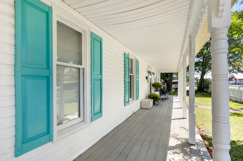 102 Church St, Benson, NC 27504