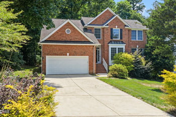 102 Citrus Pl, Cary, NC 27519