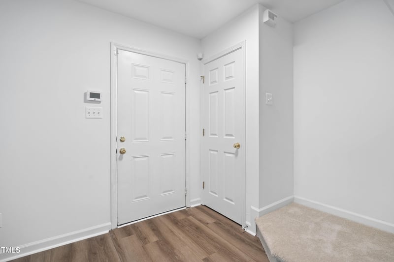 102 Climbing Ivy Ct, Cary, NC 27511