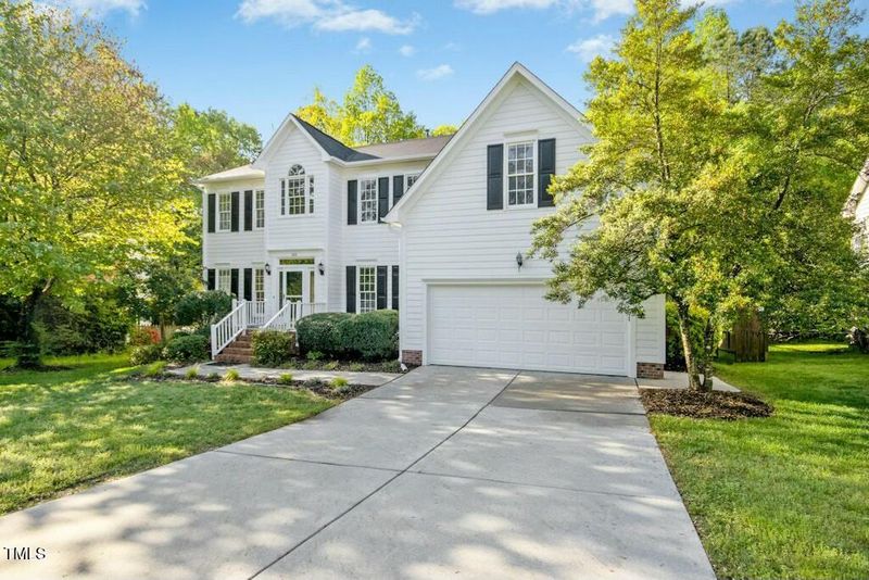 102 Cockleshell Ct, Cary, NC 27513