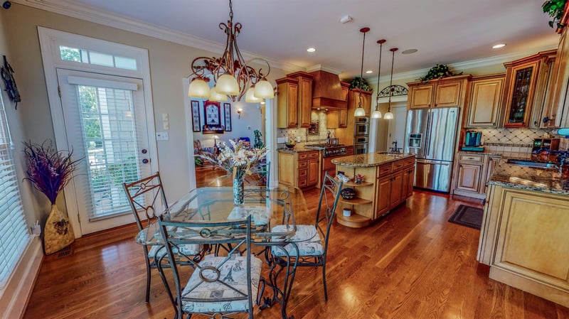 102 Continental Dr, Durham, NC 27712