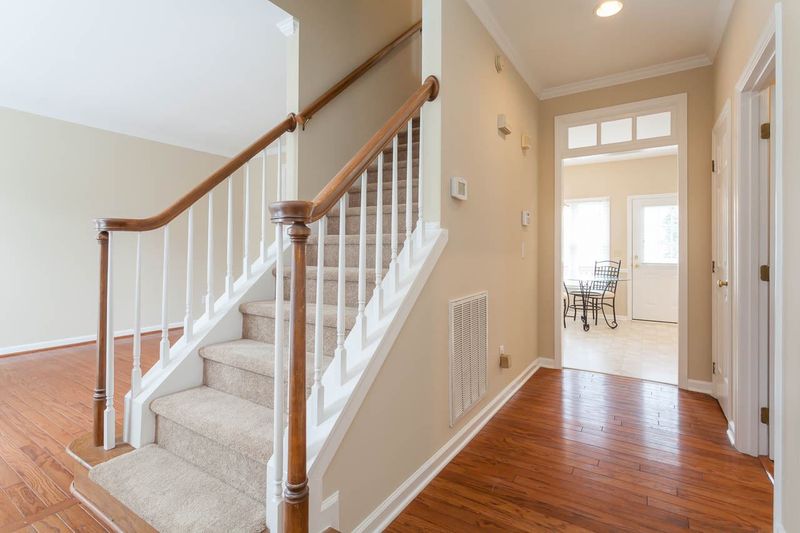 102 Copper Green St, Cary, NC 27513