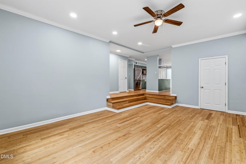102 Cornwallis Dr, Mebane, NC 27302