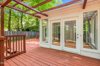 102 Cornwallis Dr, Mebane, NC 27302