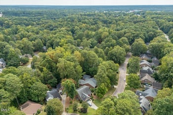102 Coventry Ln, Cary, NC 27511