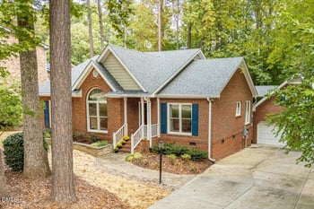 102 Coventry Ln, Cary, NC 27511