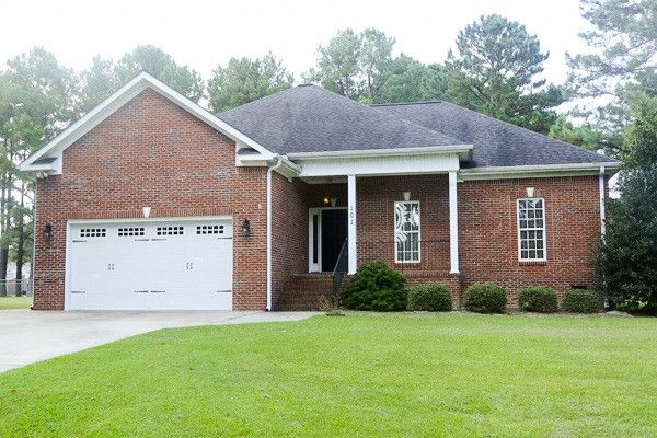 102 Creech Cir, Four Oaks, NC 27524