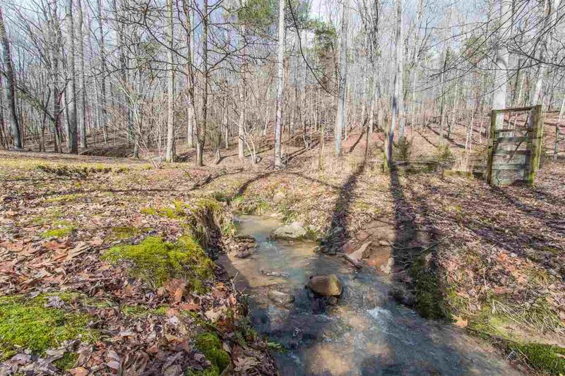 102 Creekwood, Pittsboro, NC 27312