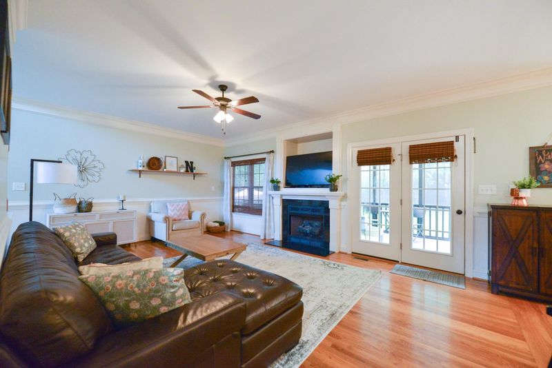102 Cressida Cv, Garner, NC 27529