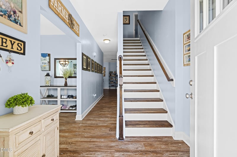 102 Dandy Flush Ct, Garner, NC 27529