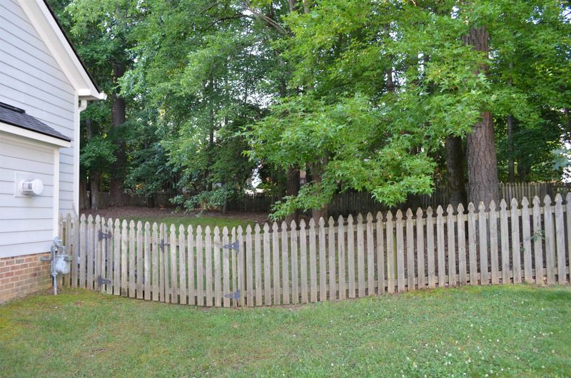 102 Dixieland Trl, Cary, NC 27519